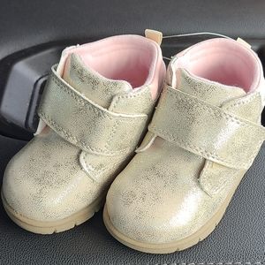 Simple joys by Carter's London toddler boots